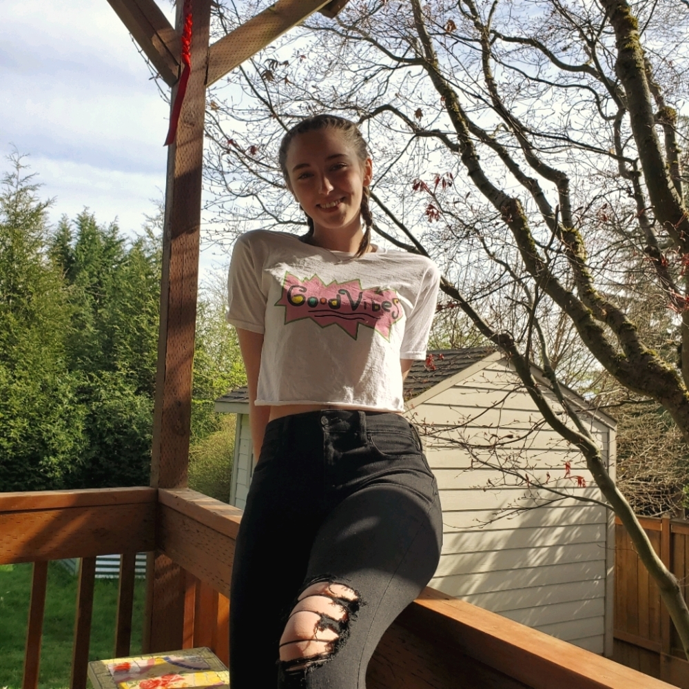 "Good vibes" 90's style Crop top
